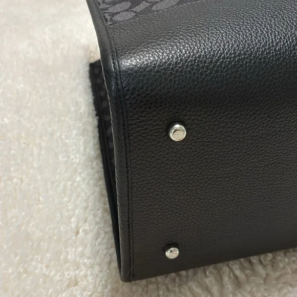 Coach Dempsey 40 Black and Gray Signature Tote and Pouch Set NWOT - Picture 5 of 12